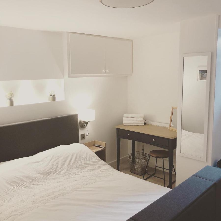 One One Five Apartment Swansea Exterior foto